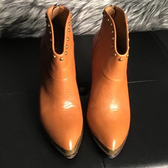 B. Makowski Brown Leather Ankle Boots 7.5M - Picture 9 of 9
